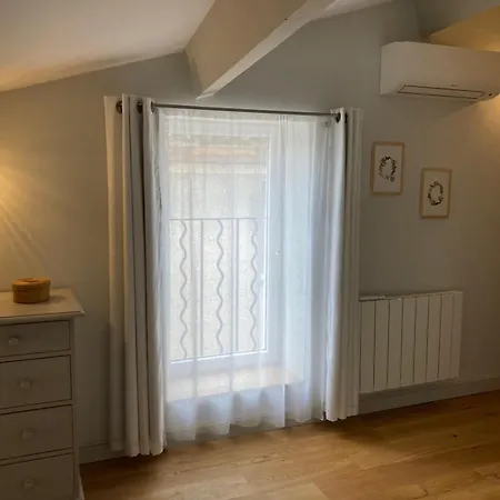 Maison De Charme Dans Le Centre Historique Ferienhaus